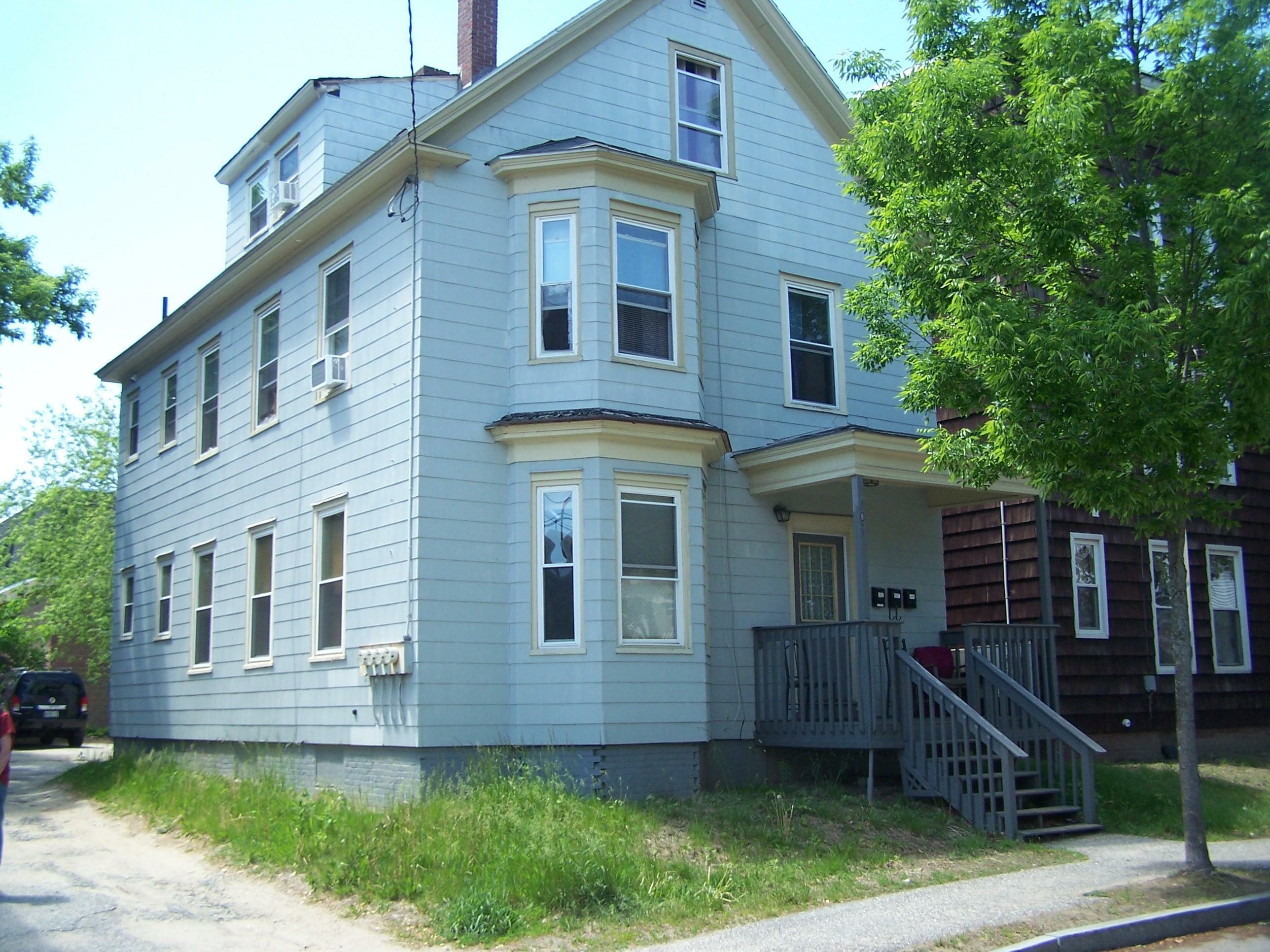 Property Photo:  107 Horton Street  ME 04240 