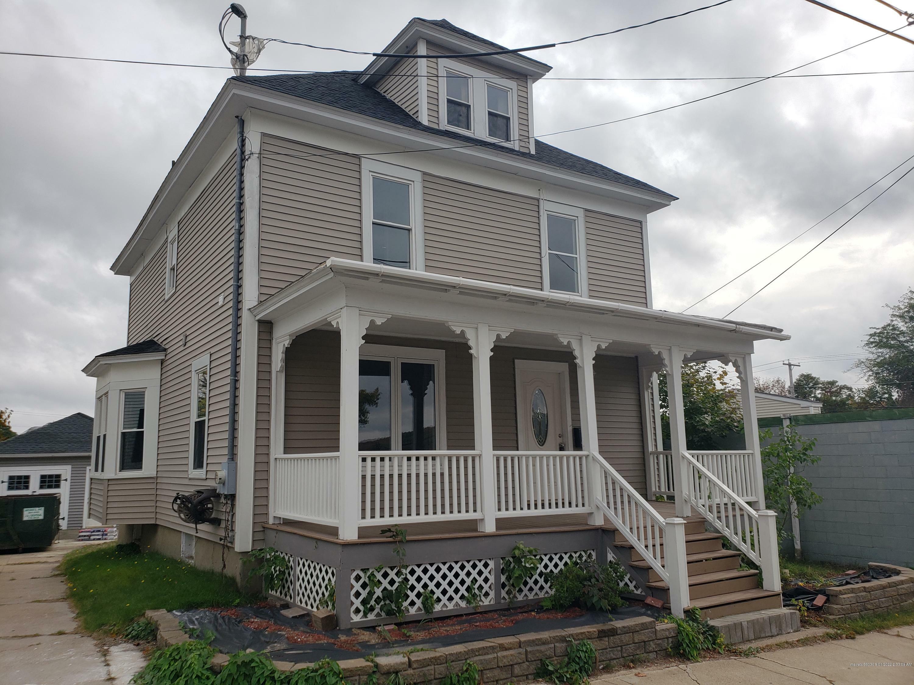 Property Photo: 11 Monroe Street ME 04254