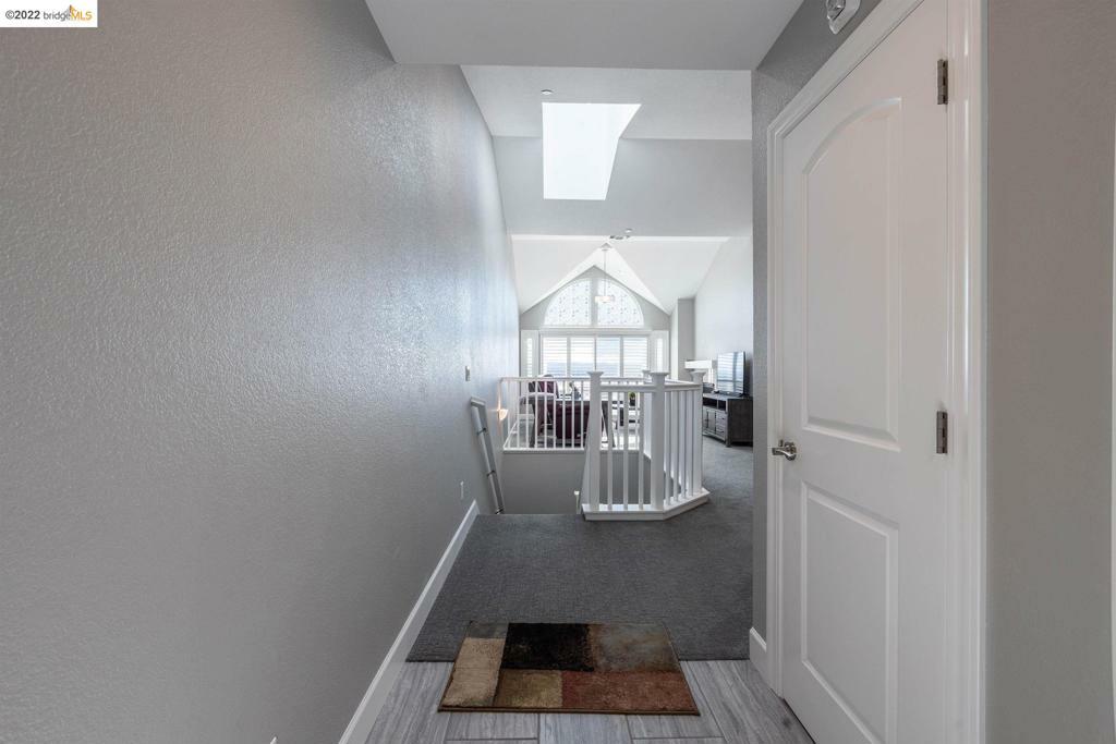 Property Photo:  2049 Stonefield Ln  CA 95403 