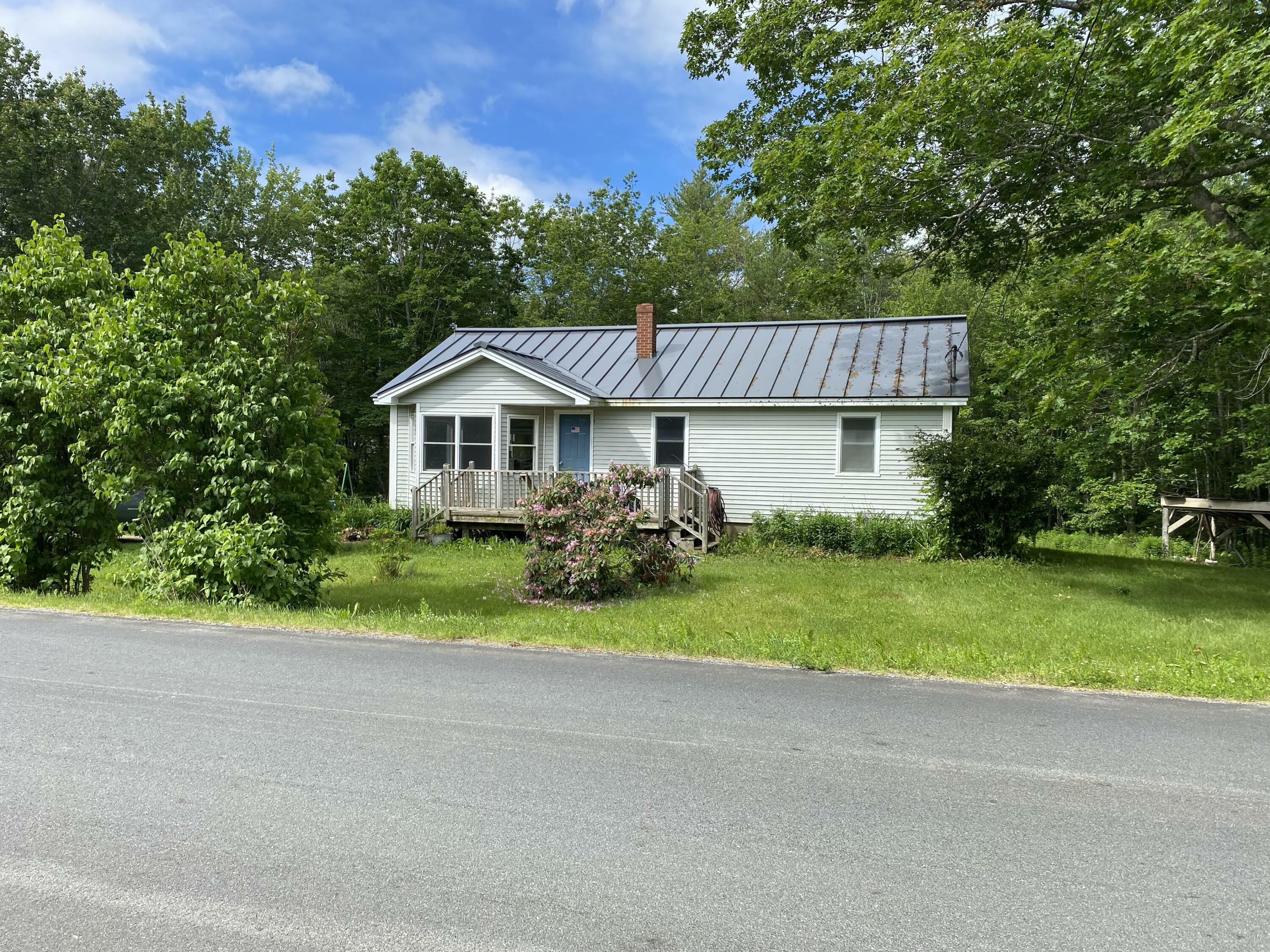 Property Photo:  29 Nickerson Road  ME 04915 