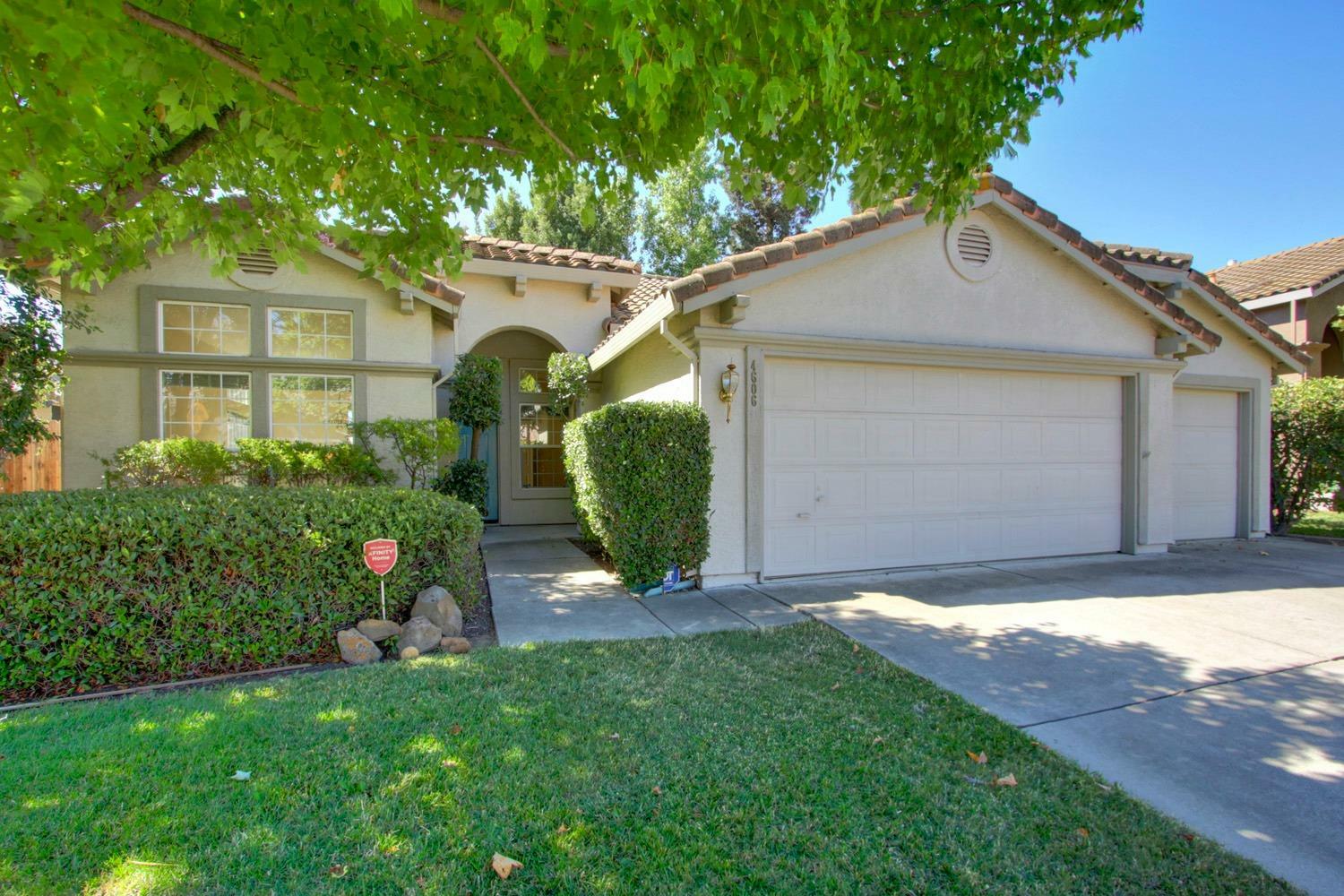 Property Photo:  4606 Shenango Way  CA 95758 