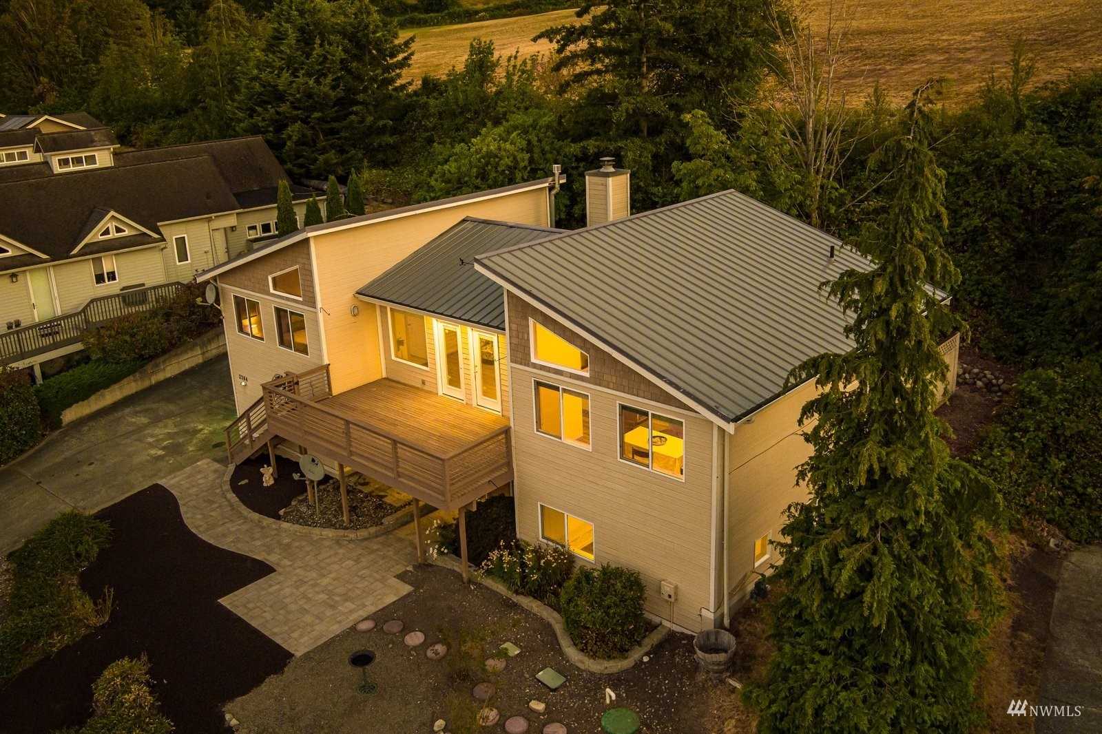 Property Photo:  2264 Mariner Beach Drive  WA 98277 