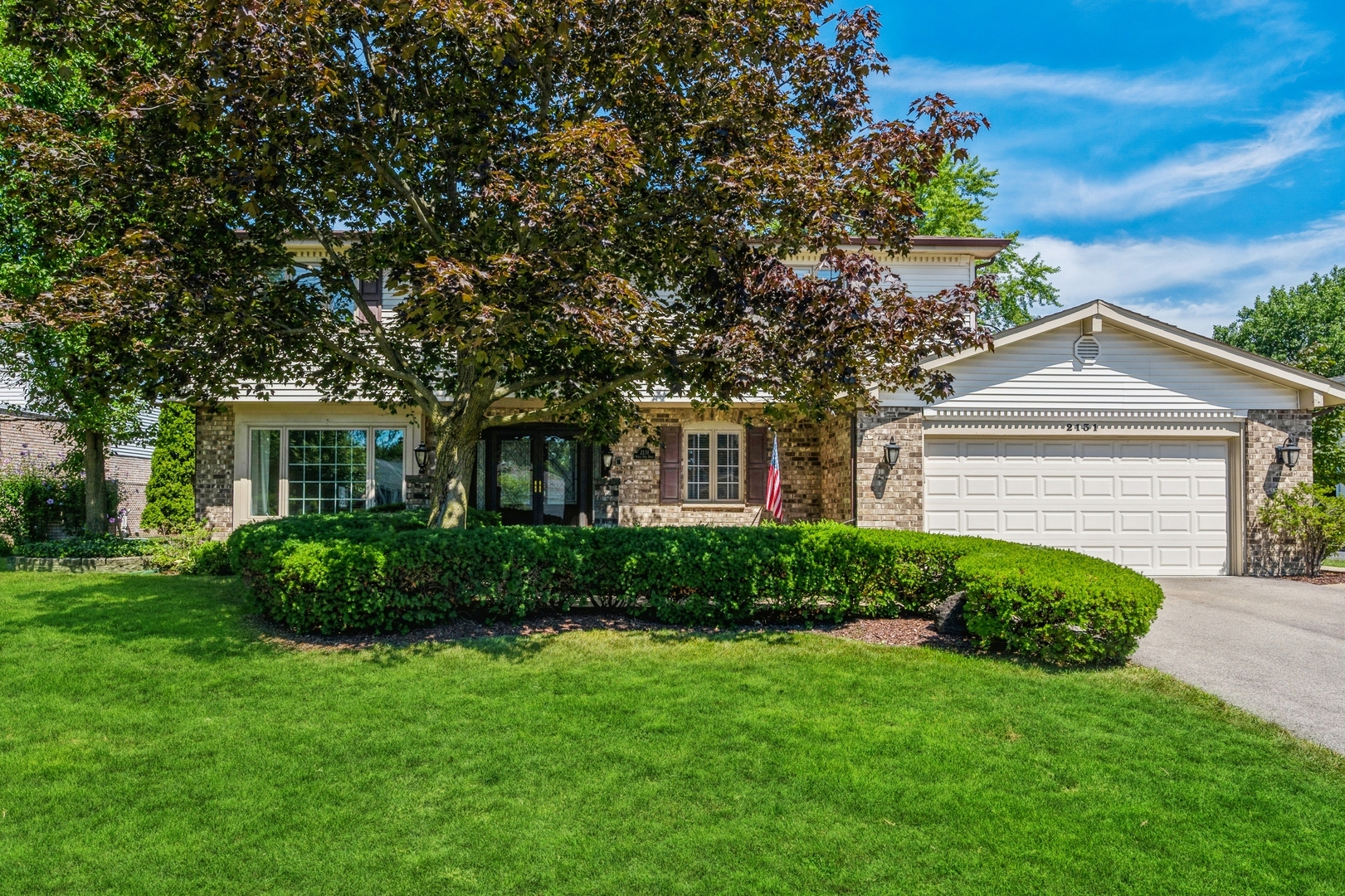 2131 White Oak Drive  Northbrook IL 60062 photo