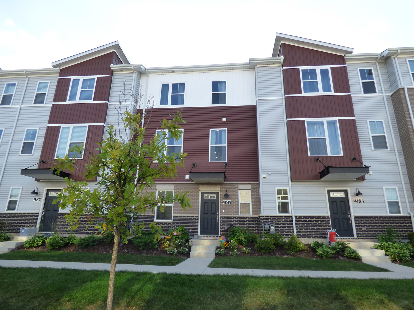 Property Photo: 4185 Calder Lane IL 60504