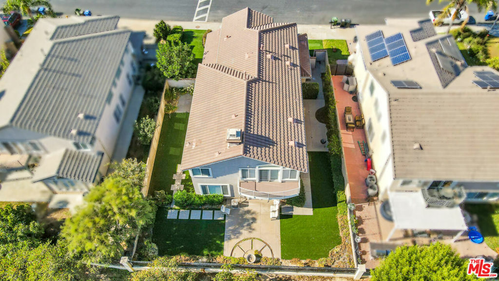 Property Photo: 20339 Wynfreed Lane CA 91326