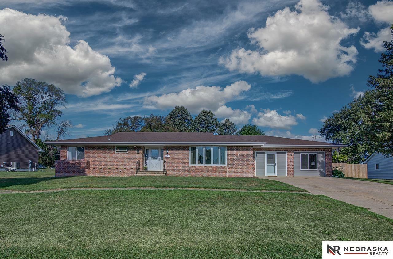 Property Photo:  602 West  IA 51570 