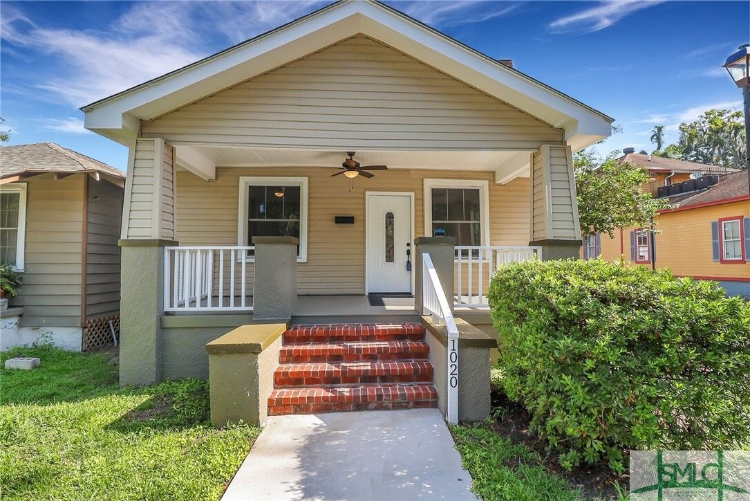 Property Photo: 1020 E 33rd Street GA 31401