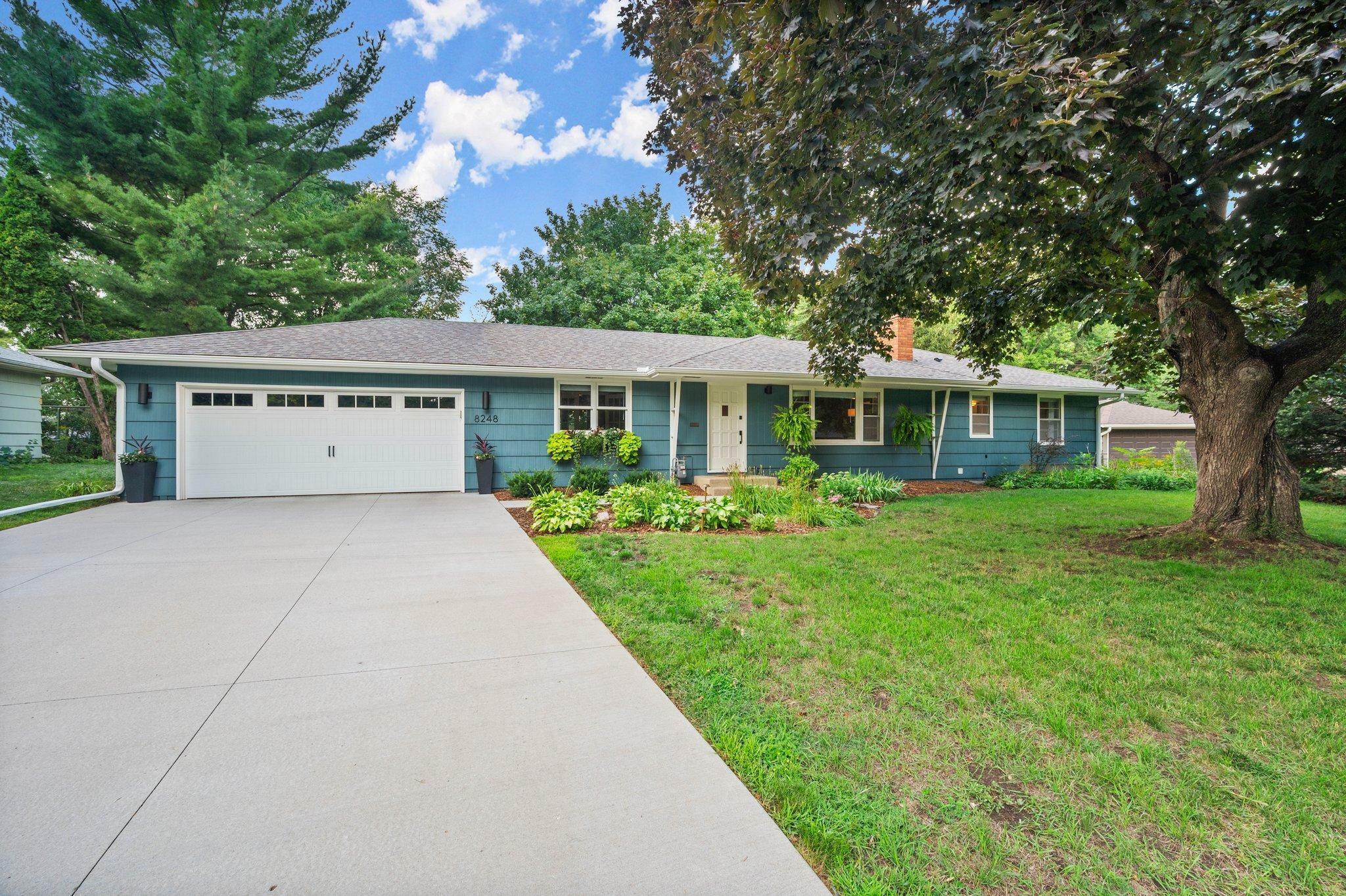 Property Photo: 8248 Xerxes Avenue S MN 55431
