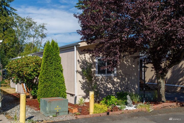 Property Photo: 9931 18th Avenue W 37 WA 98320