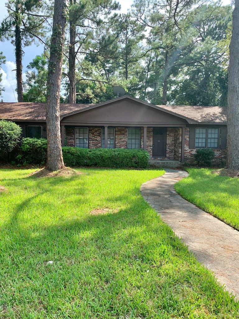 Property Photo: 5017 Peachtree Street GA 31605