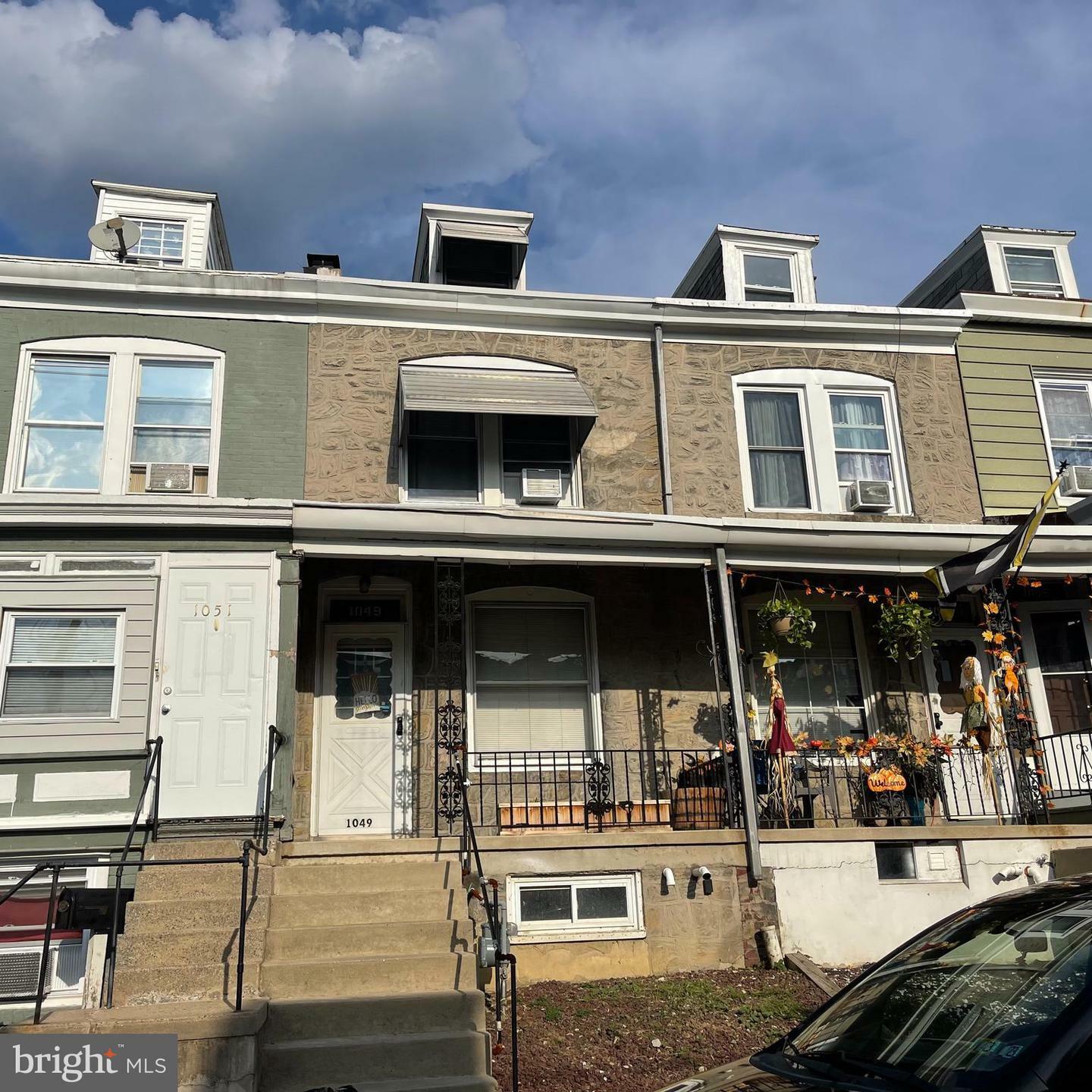 Property Photo:  1049 Birch Street  PA 19604 