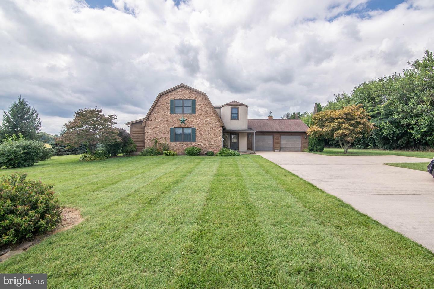 Property Photo:  4217 Ridgeway Drive  PA 17322 