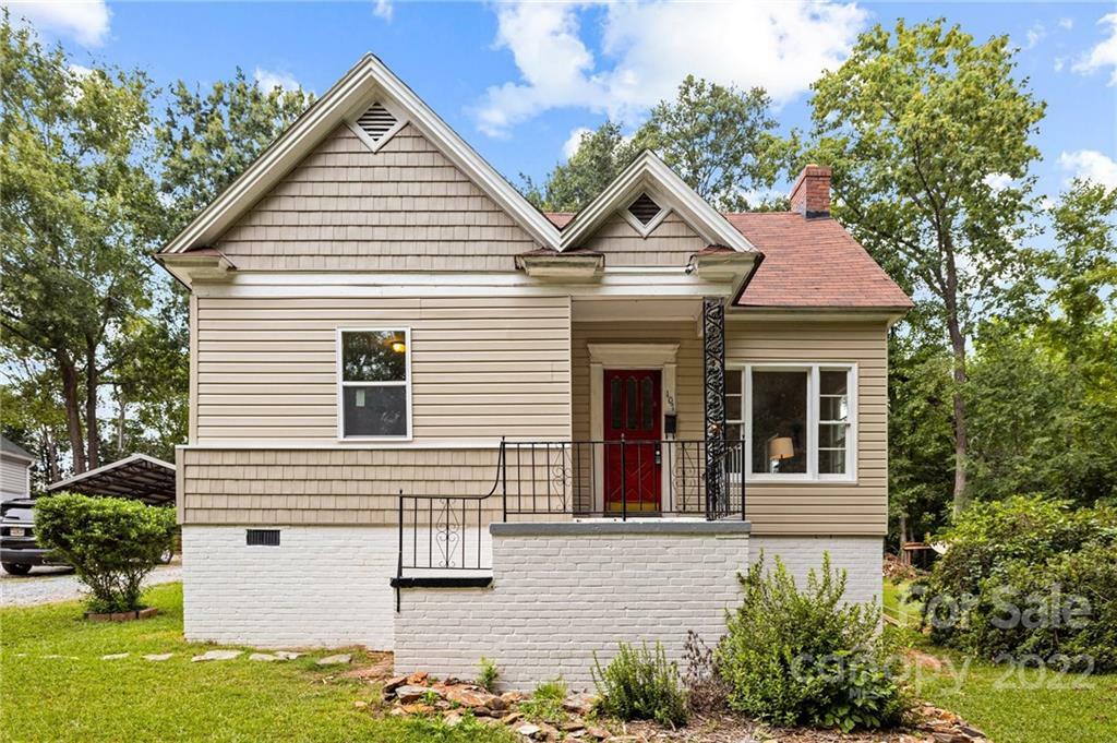 Property Photo: 107 Sumner Street SC 29715