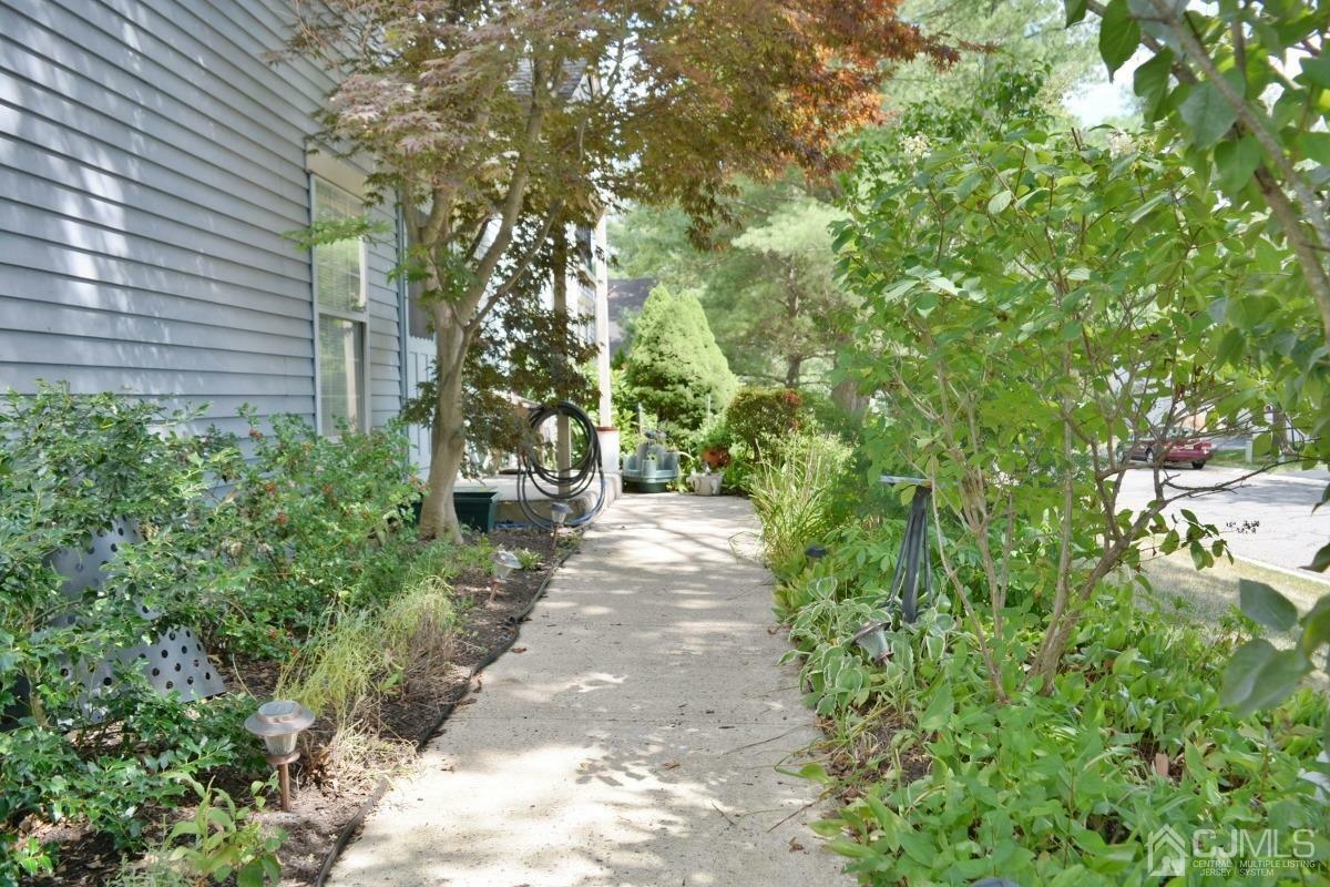 Property Photo:  2 Surrey Court C  NJ 08831 