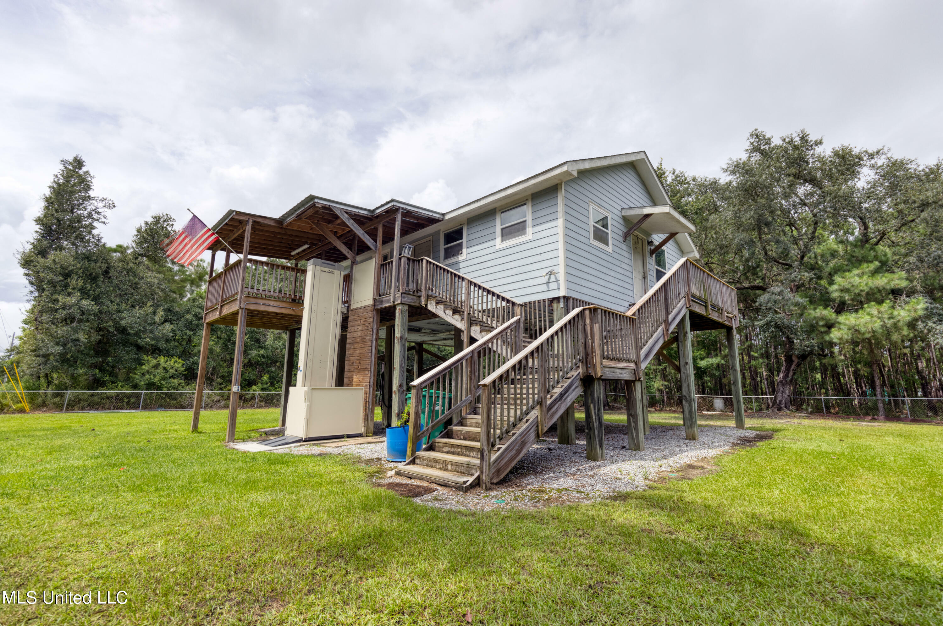 315 Clara Street  Bay Saint Louis MS 39520 photo