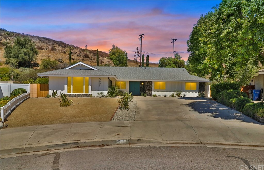 Property Photo:  3991 Bucklin Place  CA 91360 