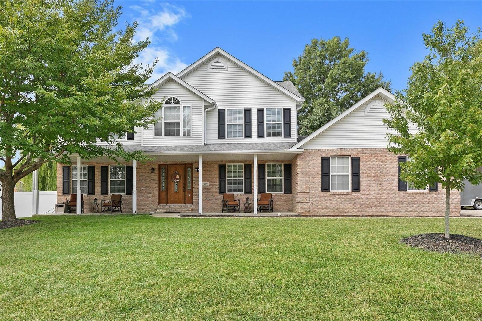 Property Photo: 1569 Lincoln Farm Road IL 62269