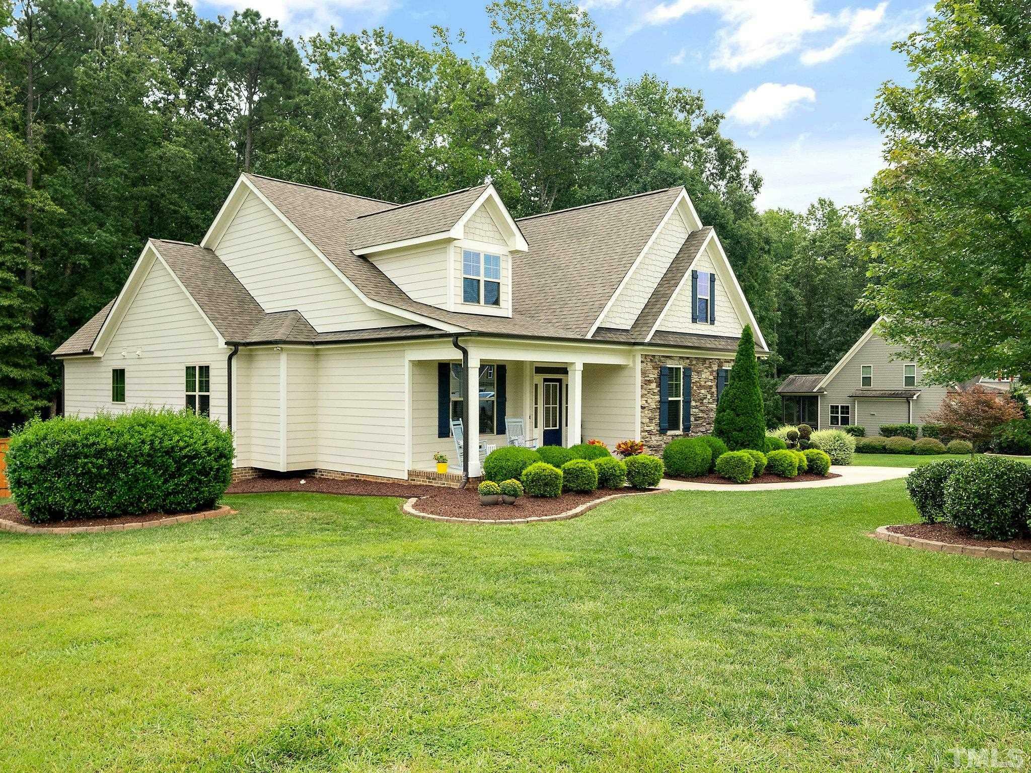 Property Photo:  1714 Creekview Drive  NC 27525 