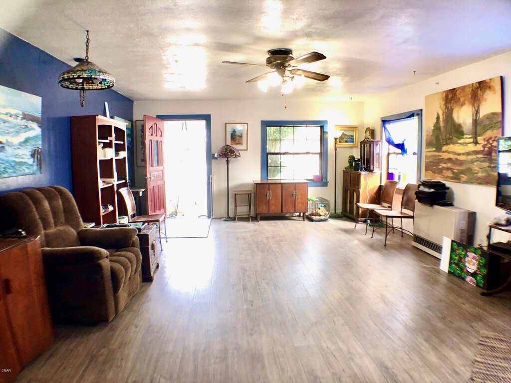 Property Photo:  645 West Street  CA 95437 
