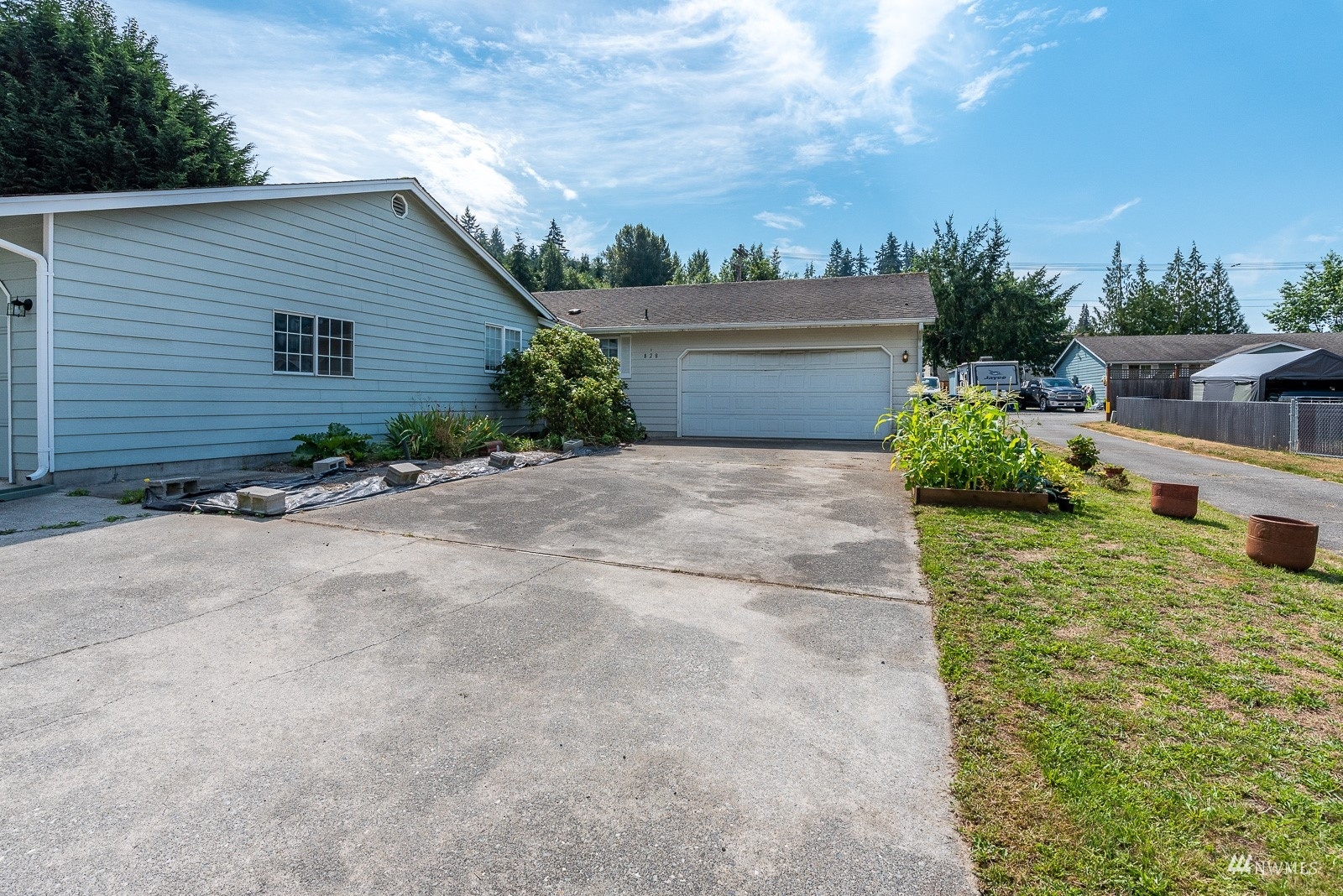 Property Photo: 828 Portage Street B WA 98223