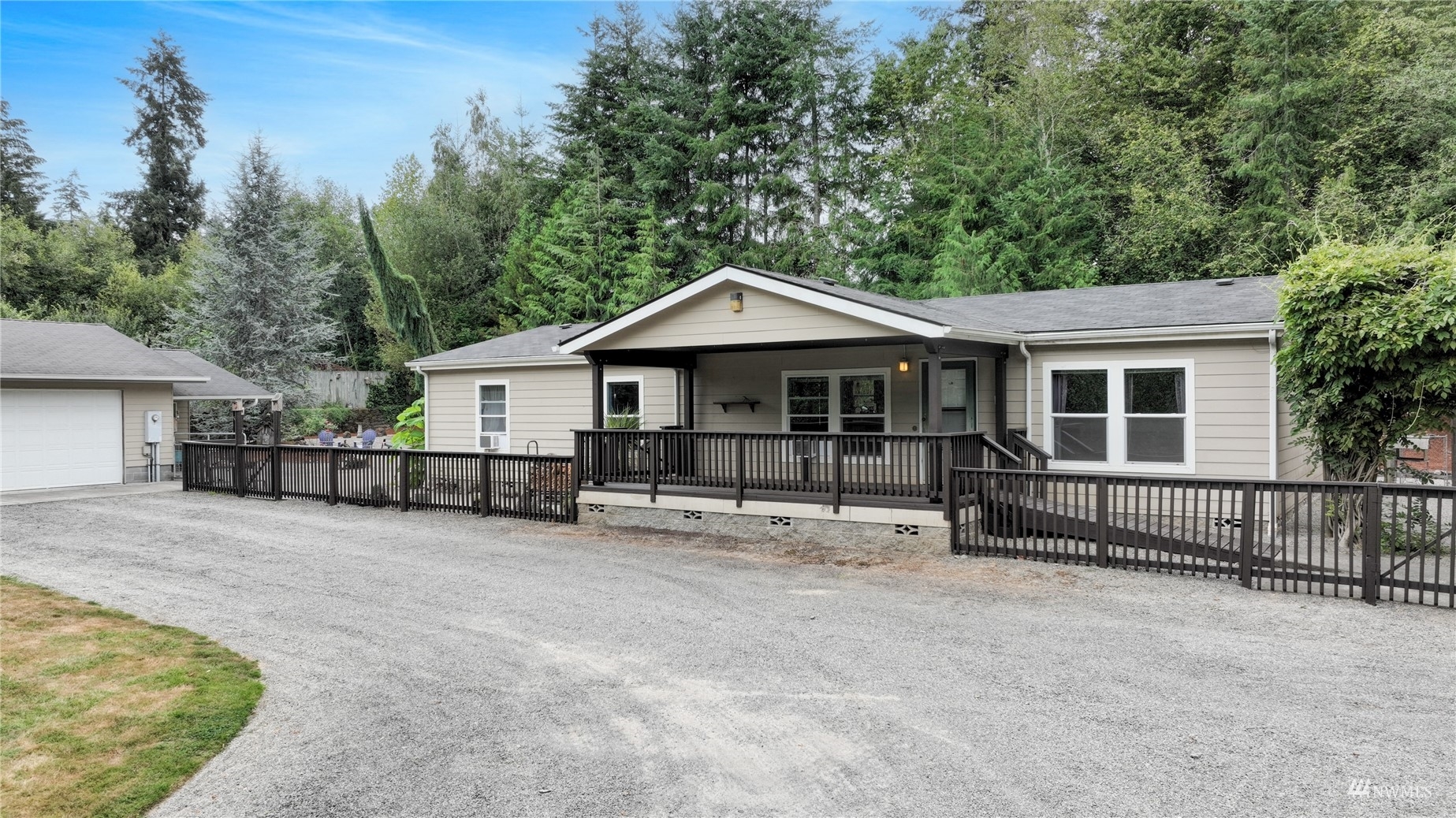 Property Photo:  261 Umiker Road  WA 98611 