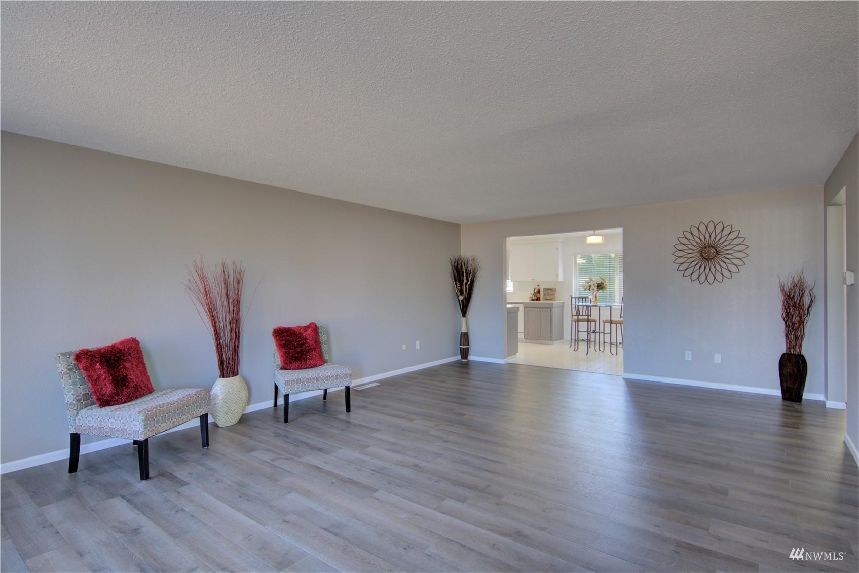 Property Photo: 13620 14th Avenue S WA 98444