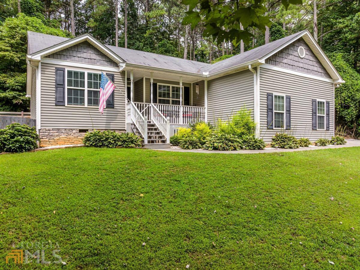 Property Photo: 52 Tilly Mill Road GA 30540