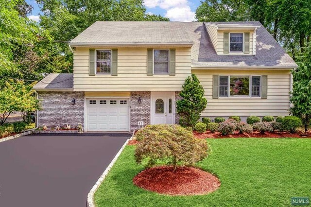 Property Photo:  42 Stelfox Street  NJ 07627 