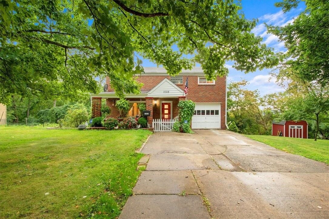 Property Photo:  1028 Woodlow St  PA 15205 