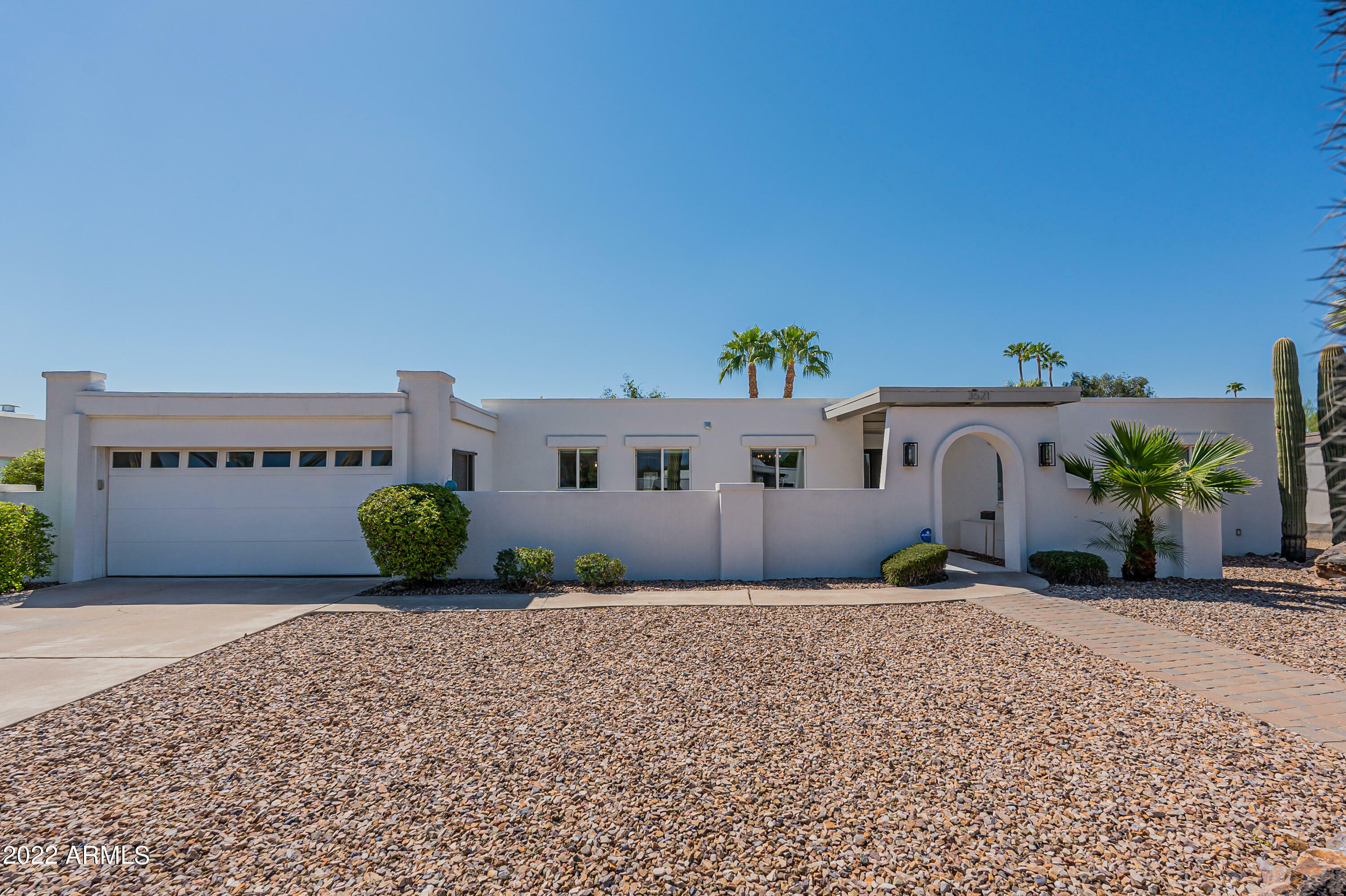 Property Photo: 3521 E Cannon Drive AZ 85028