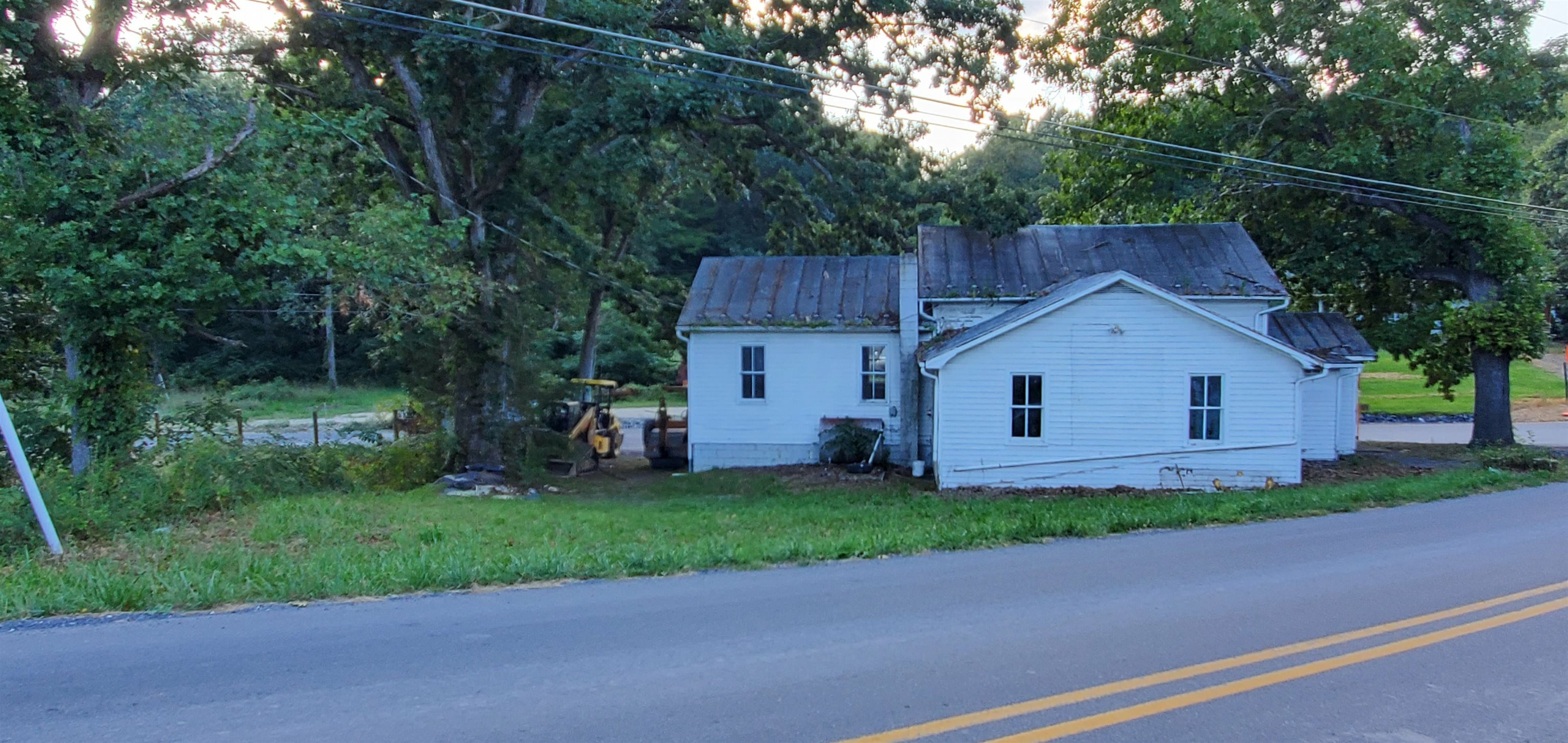 Property Photo:  1639 Gravel Rd  VA 22802 