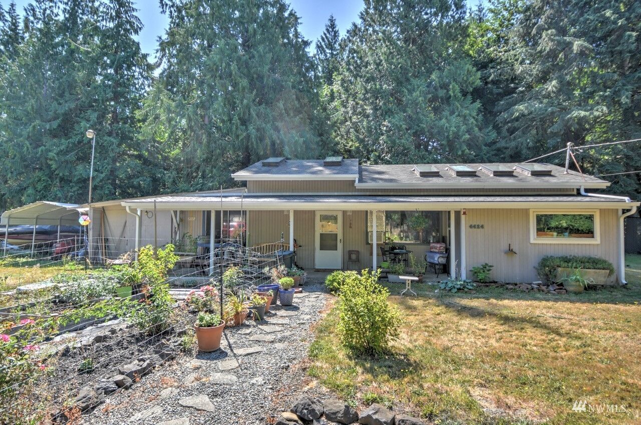 Property Photo:  4414 Steamboat Island Road NW  WA 98502 