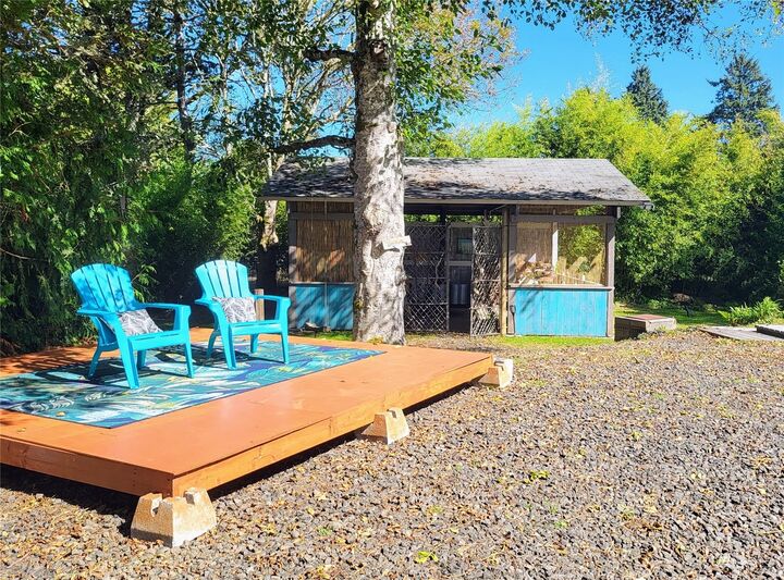 Property Photo:  1666 First Avenue  WA 98547 