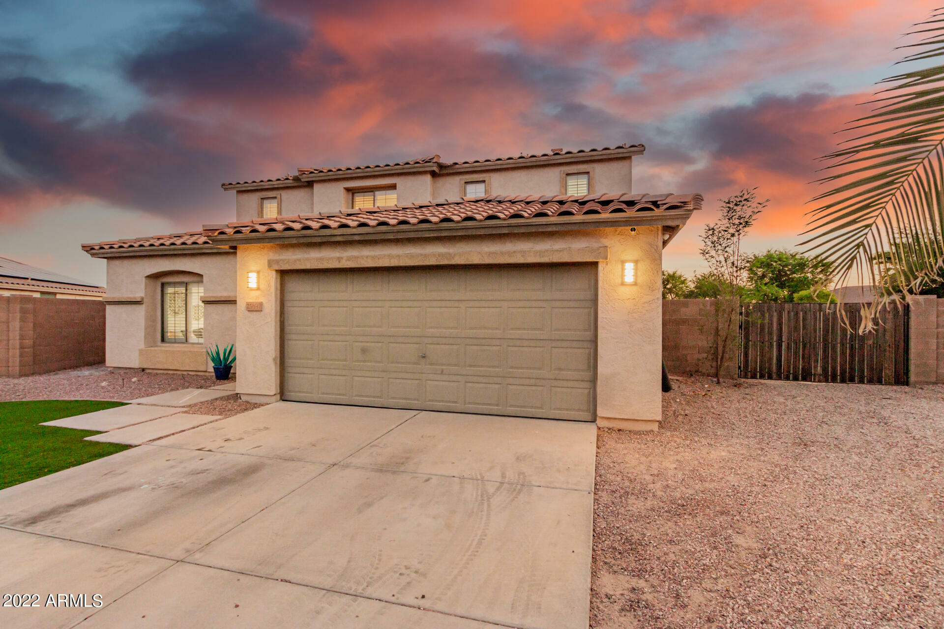 Property Photo:  25697 W Blue Sky Way  AZ 85326 