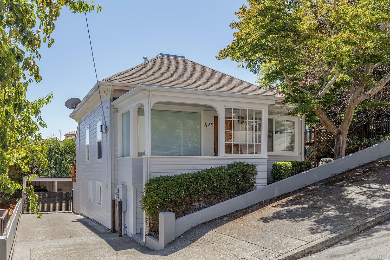 Property Photo: 427 Napa Street CA 94965