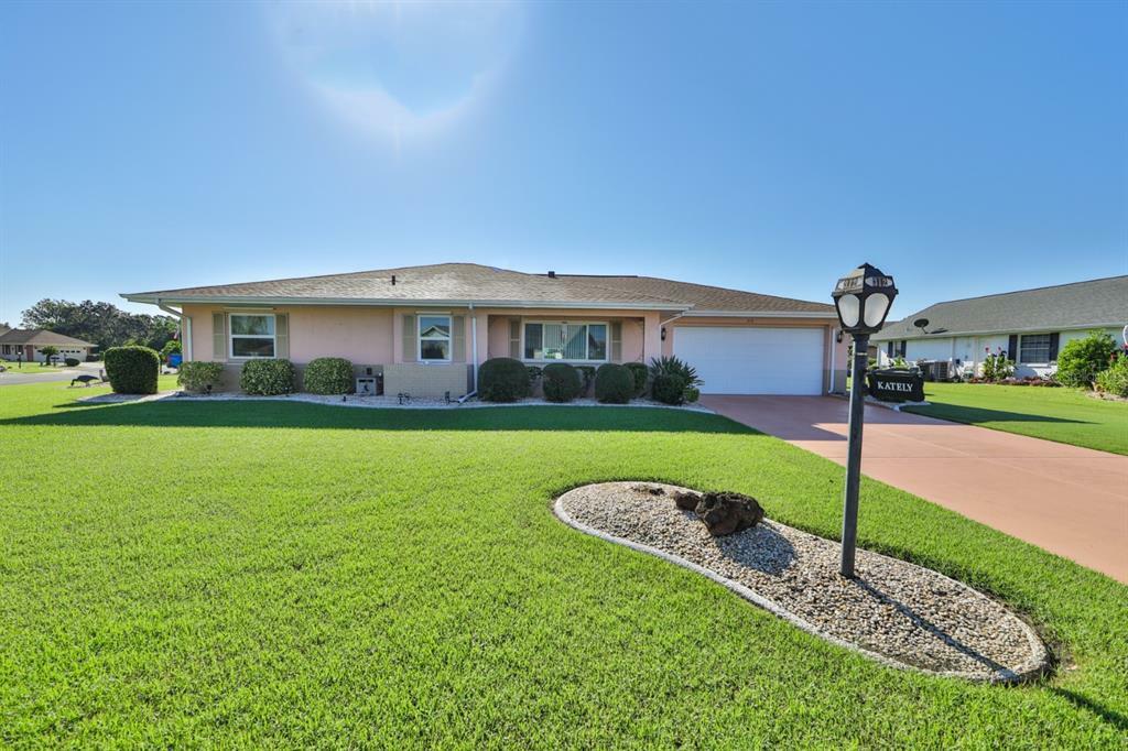 Property Photo:  312 Stoneham Drive  FL 33573 