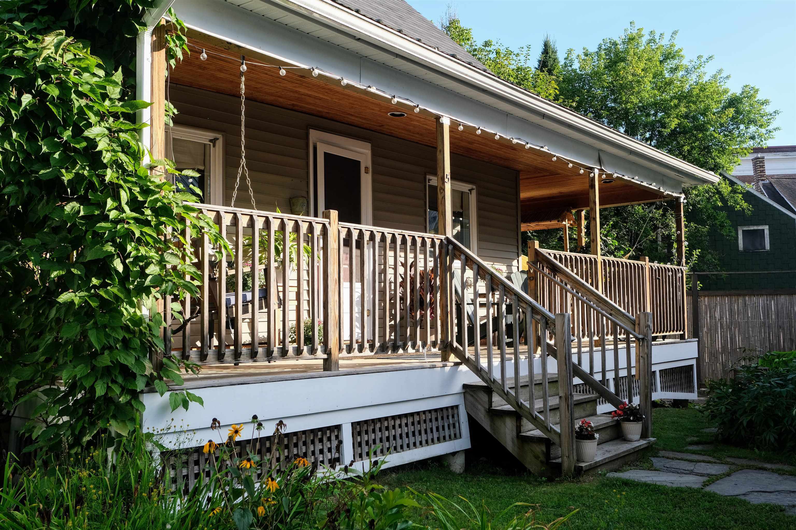 Property Photo: 5 Peck Place VT 05602