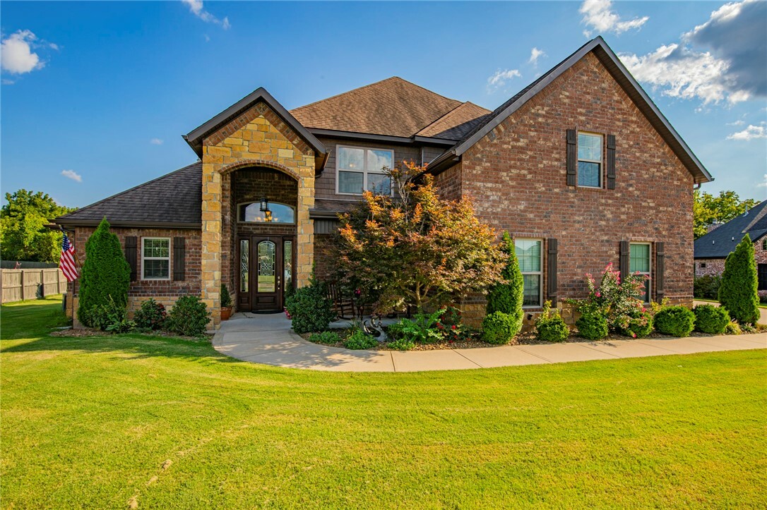 Property Photo:  202 Cascade Circle  AR 72718 