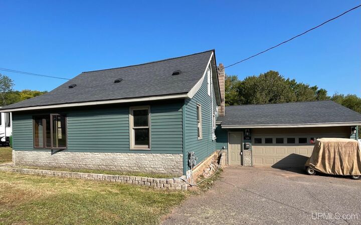 524 County  Negaunee MI 49866 photo