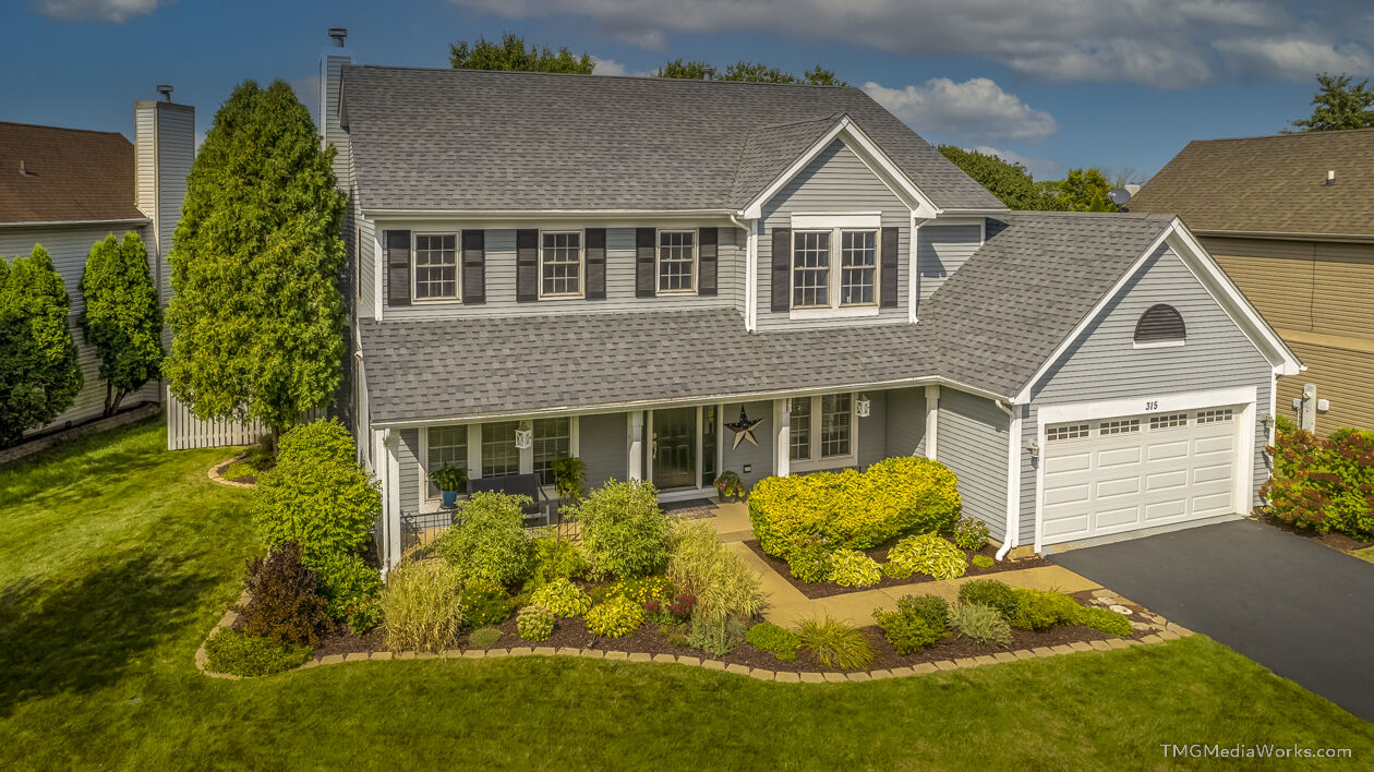 Property Photo:  315 Meadow Lakes Boulevard  IL 60504 