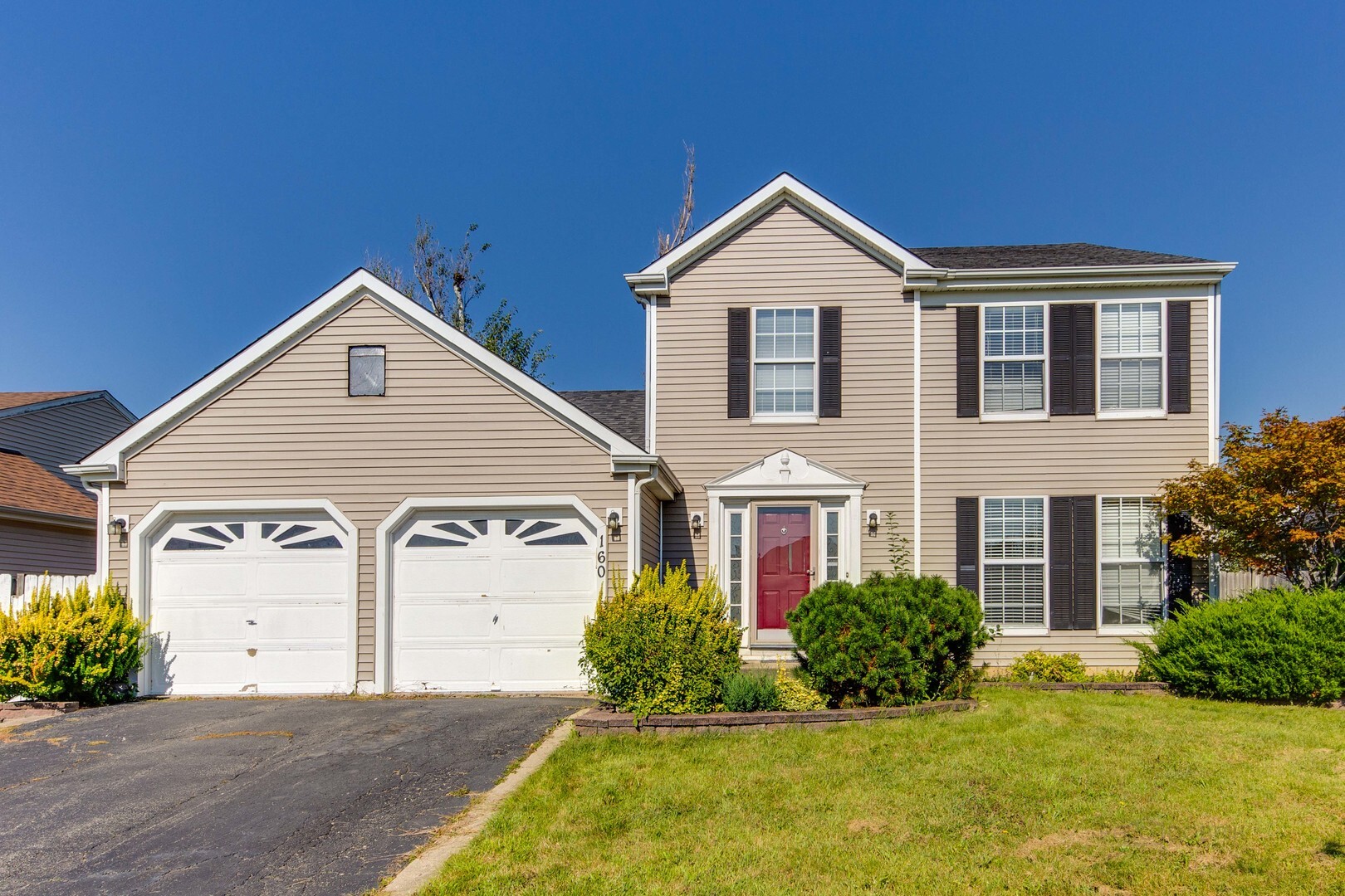 Property Photo: 160 Jefferson Lane IL 60107