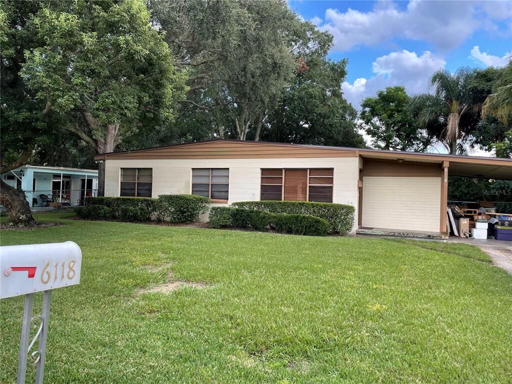 Property Photo:  6118 Dogwood Drive  FL 32807 