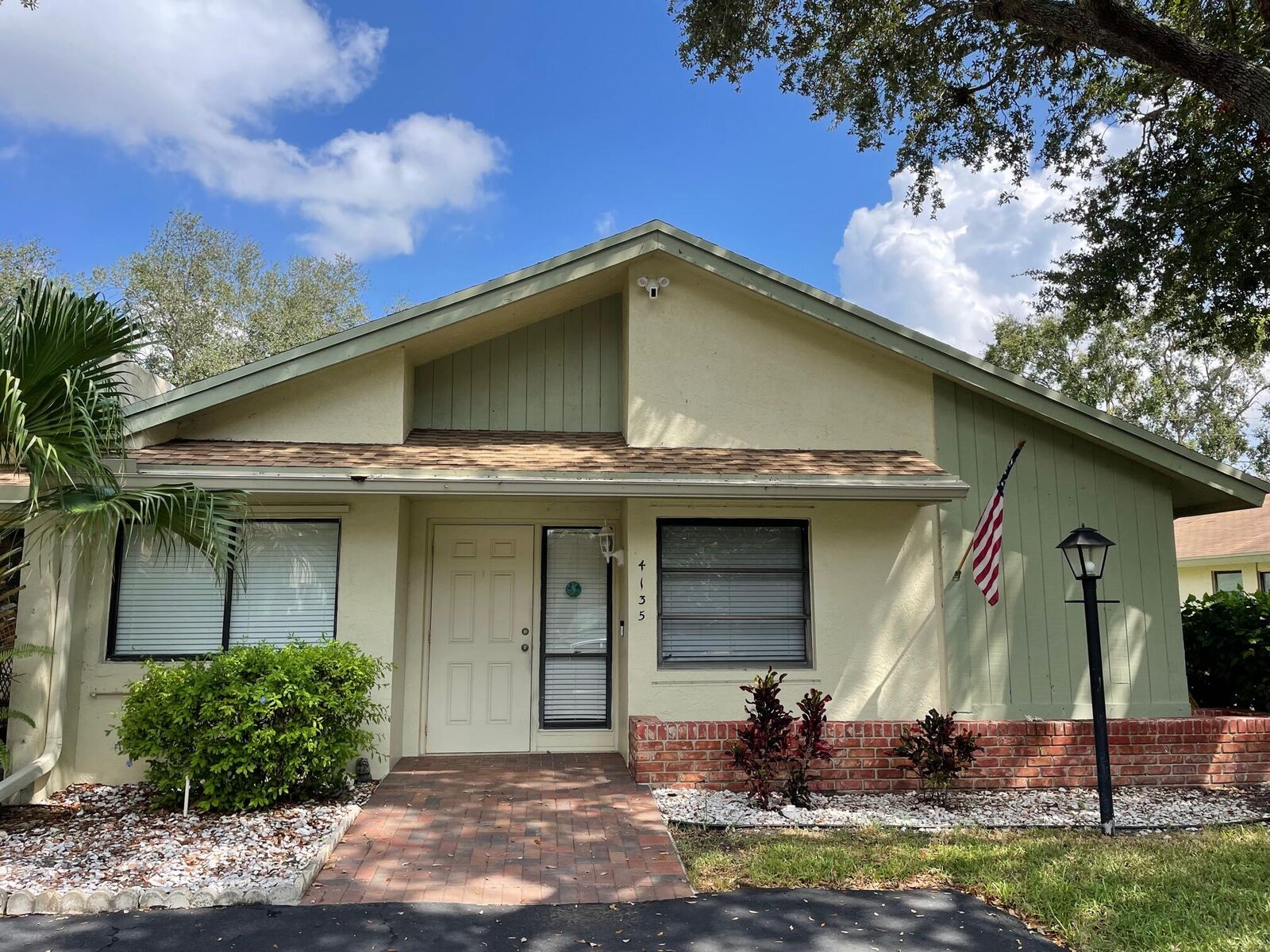 Property Photo: 4135 Palm Forest Drive N FL 33445