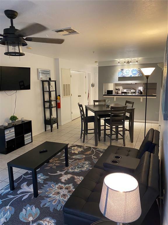 Property Photo: 4000 SW 23rd Street 6-303 FL 32608