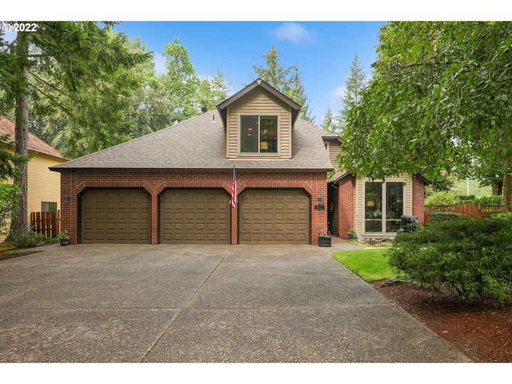 17011 SW Rivendell Dr  Tigard OR 97224 photo