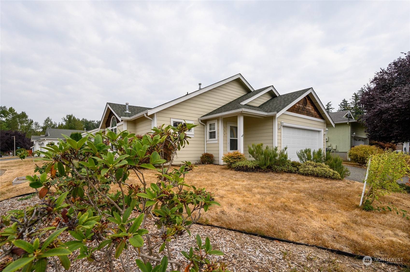 Property Photo:  664 Aletha Lane  WA 98226 