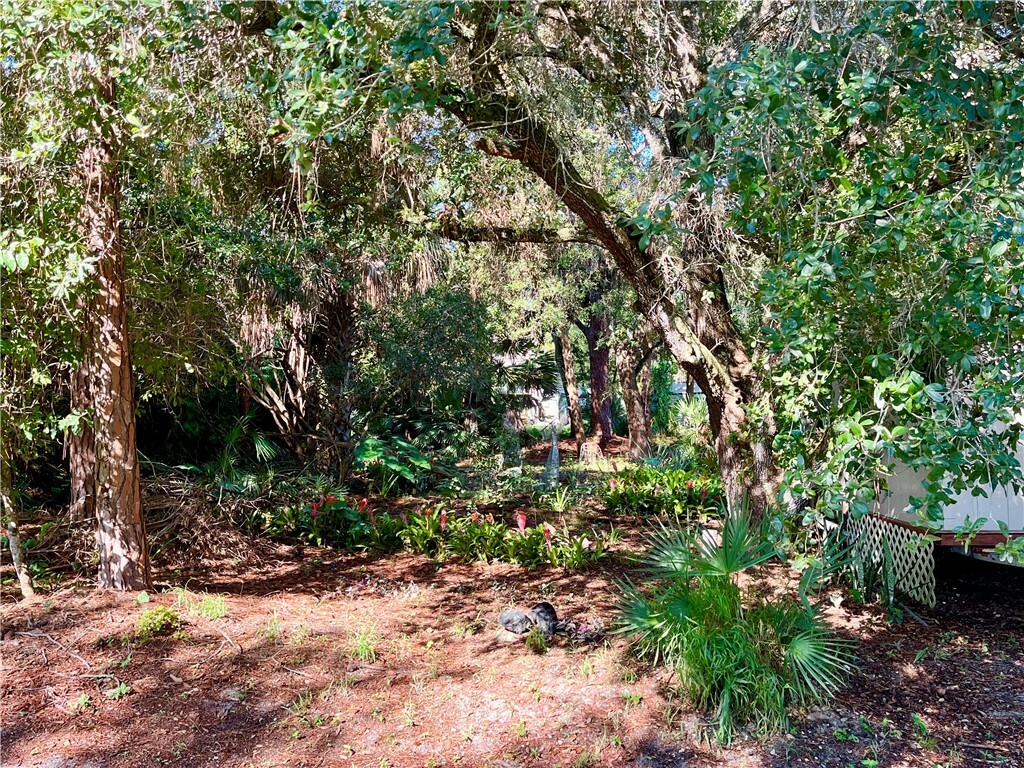 Property Photo:  2505 87th Avenue  FL 32966 