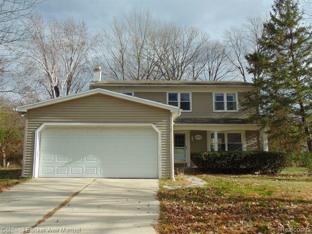 Property Photo:  4474 Holly Drive  MI 48085 