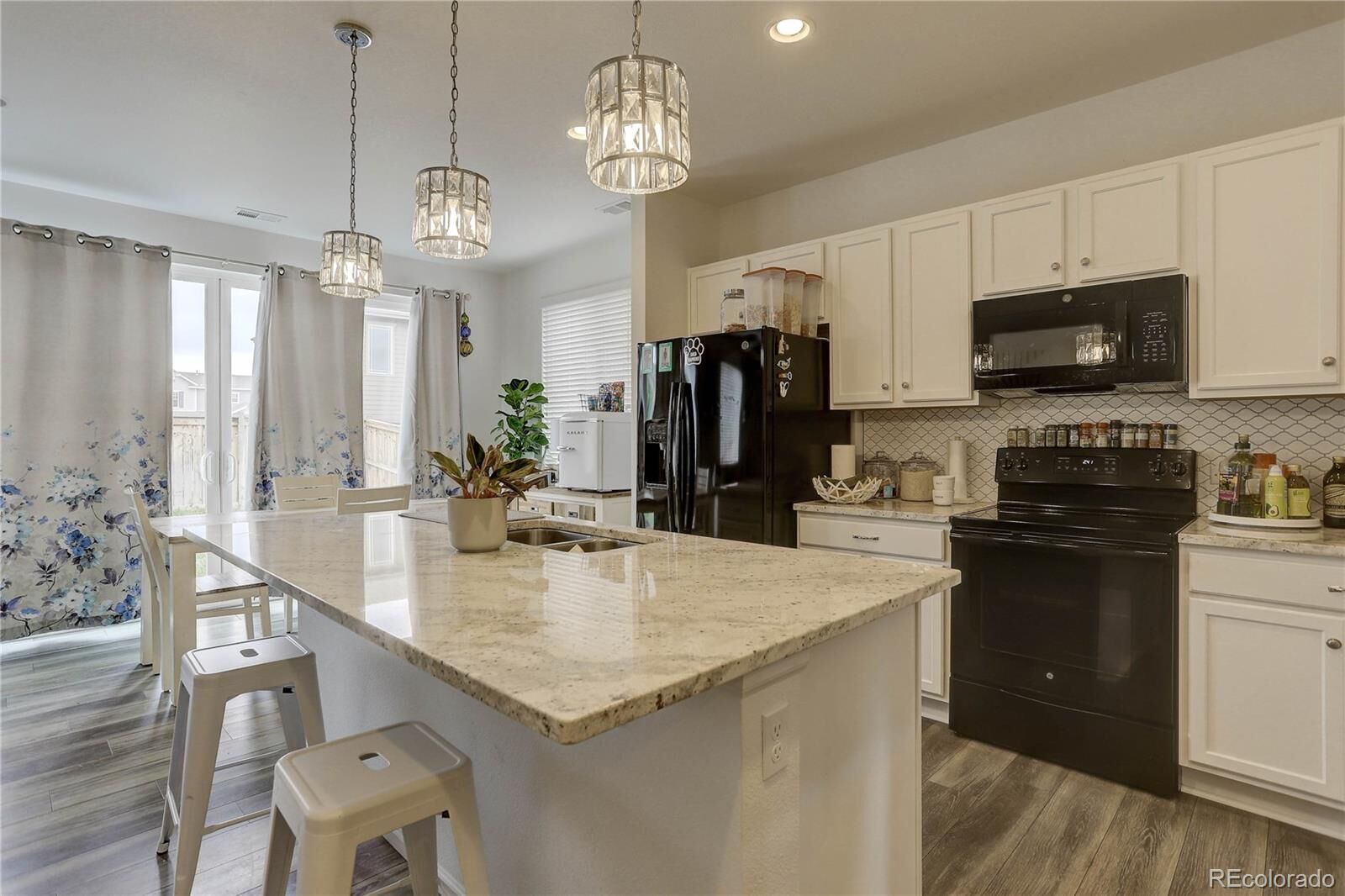 Property Photo:  25528 E Archer Place  CO 80018 