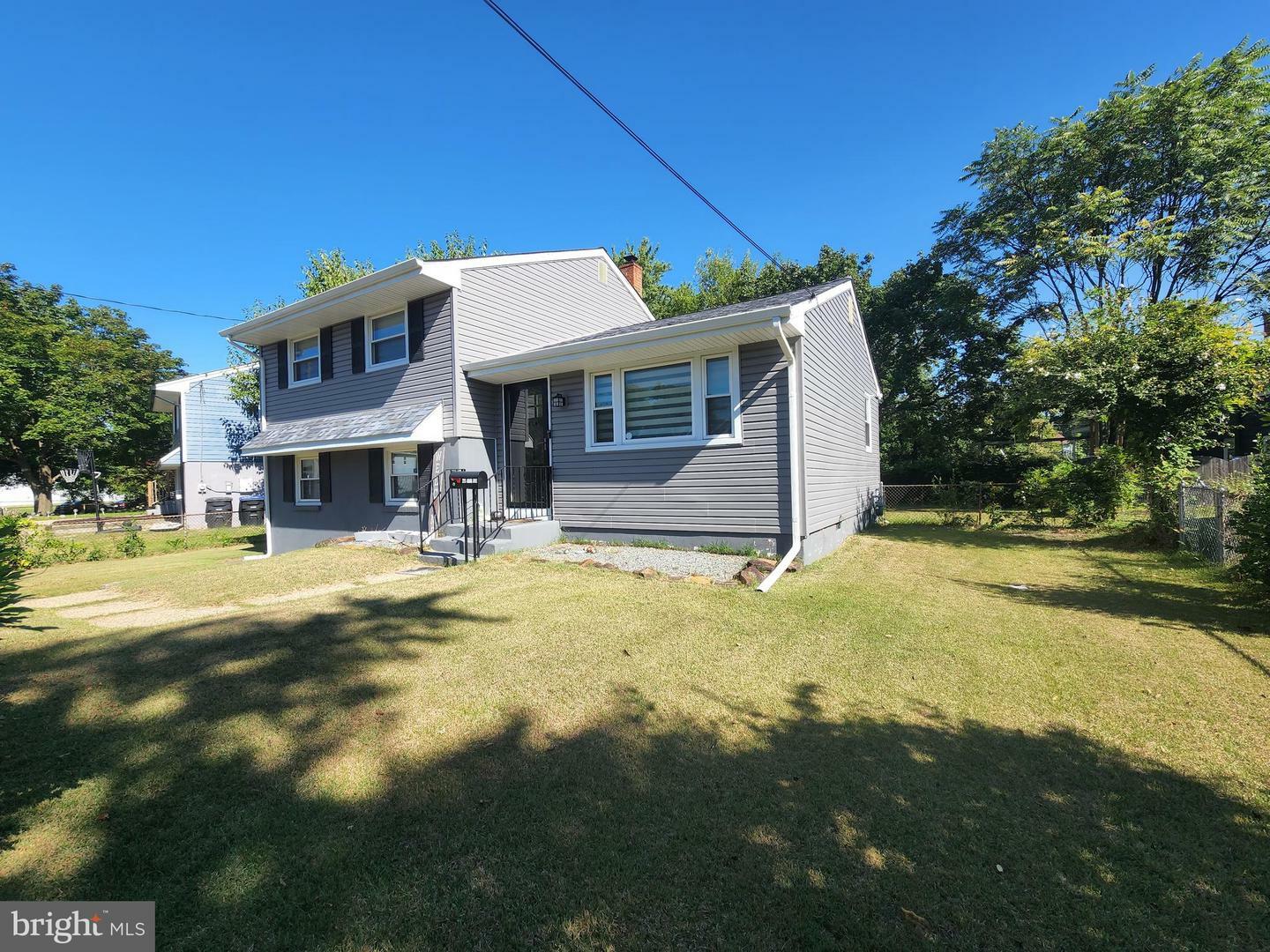 Property Photo: 225 Aman Avenue NJ 08021